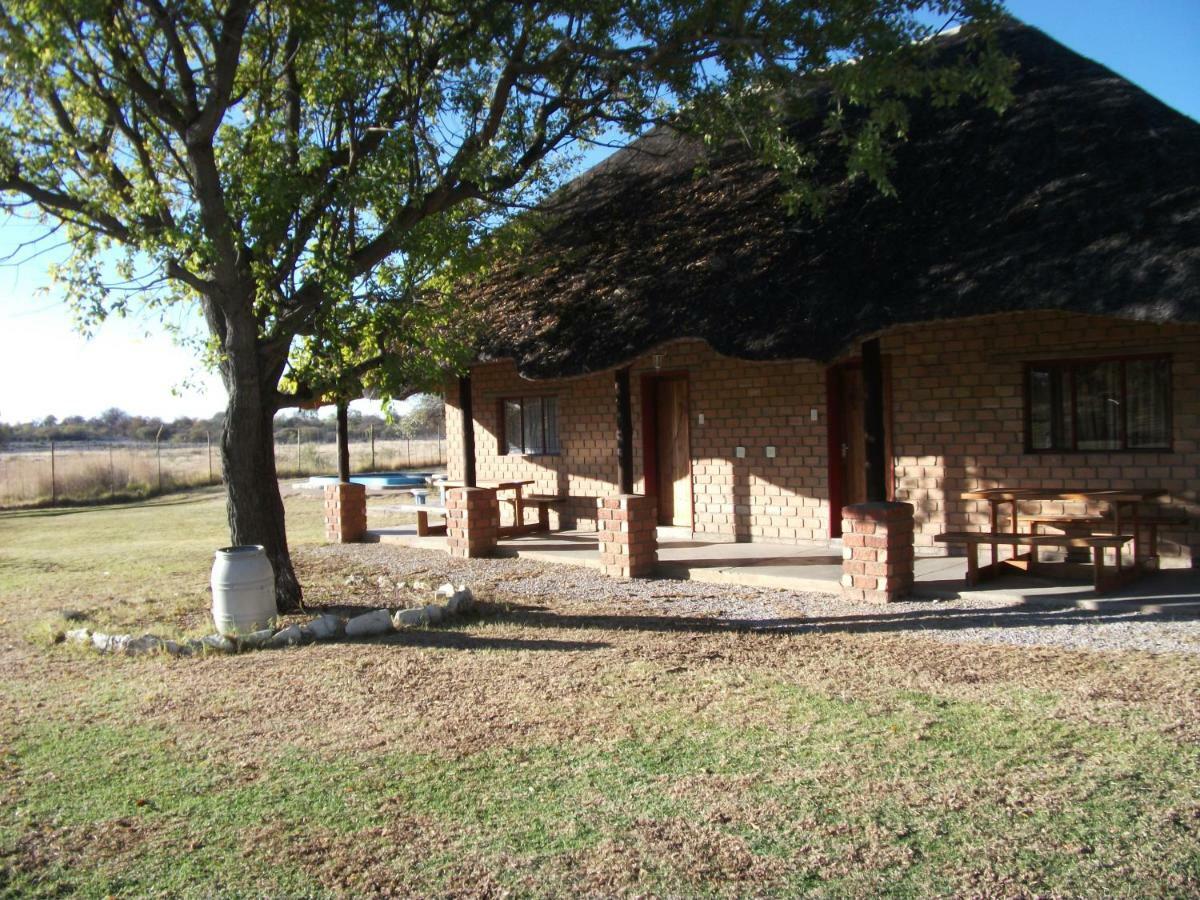 Kalkfontein Guestfarm Grootfontein Exterior photo